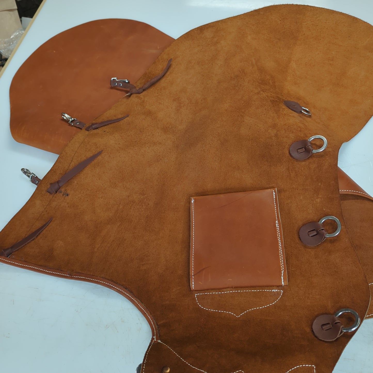 Batwing Chaps - Saddle Tan